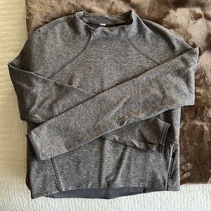 Lululemon long sleeve / turtle neck